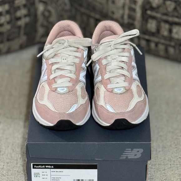 New Balance Fuel Cell 990 v6 - Picture 1 of 6
